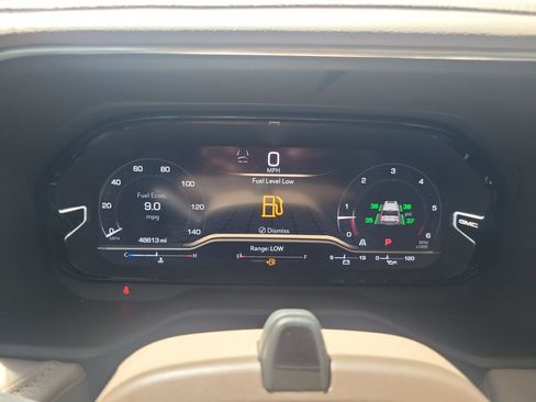 Used 2023 GMC Yukon Denali RWD image 37