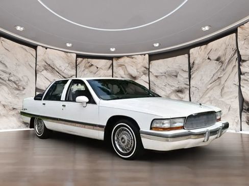 Used 1992 Buick Roadmaster Limited image 16