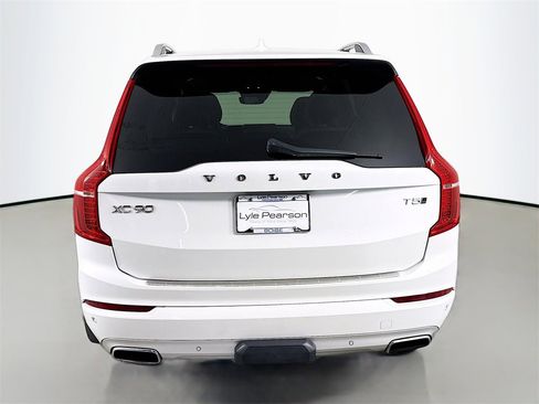 Used 2016 Volvo XC90 T5 Momentum image 10