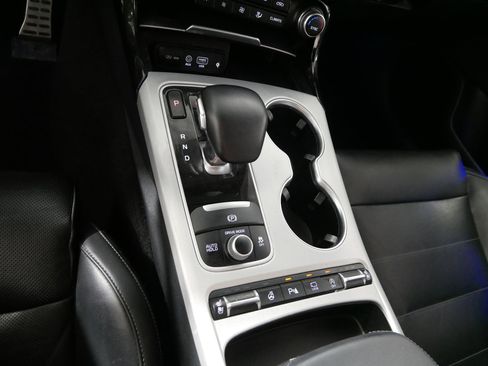 Used 2020 Kia Stinger GT2 image 24