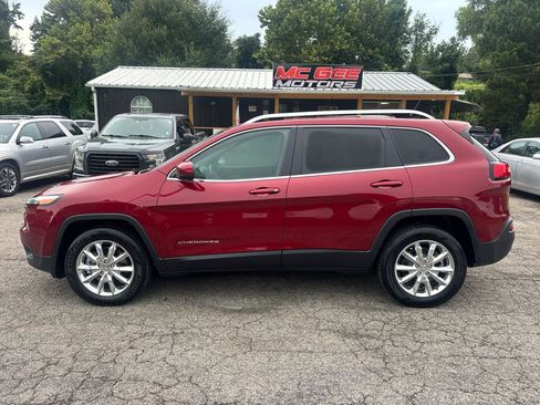 Used 2015 Jeep Cherokee Limited AWD/4WD image 2