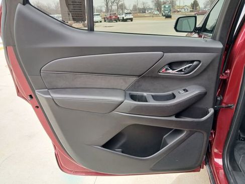 Certified 2021 Chevrolet Traverse High Country image 16