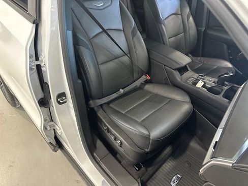 Certified 2024 Cadillac XT4 Sport image 36