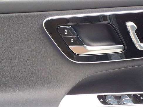 New 2026 Mercedes-Benz GLC 300 4MATIC image 14