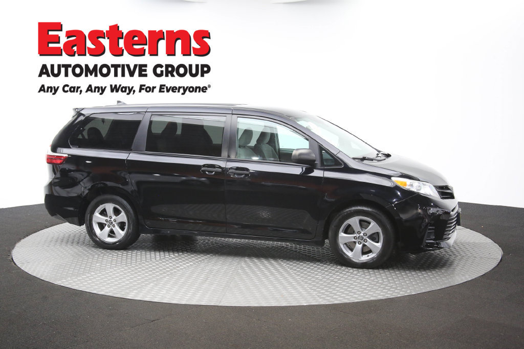 Used 2020 Toyota Sienna L FWD image 47
