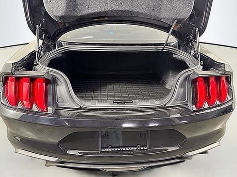 Used 2019 Ford Mustang Coupe image 11