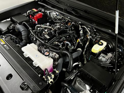 Certified 2025 Toyota 4Runner TRD Off-Road Premium w/ Tow Technology Package image 11