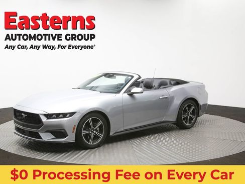 Used 2025 Ford Mustang Premium RWD image 53