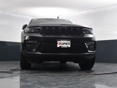 New 2025 Jeep Grand Cherokee Limited w/ Black Appearance Package AWD/4WD image 47