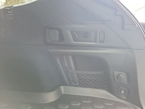 Used 2023 Subaru Outback Premium image 34