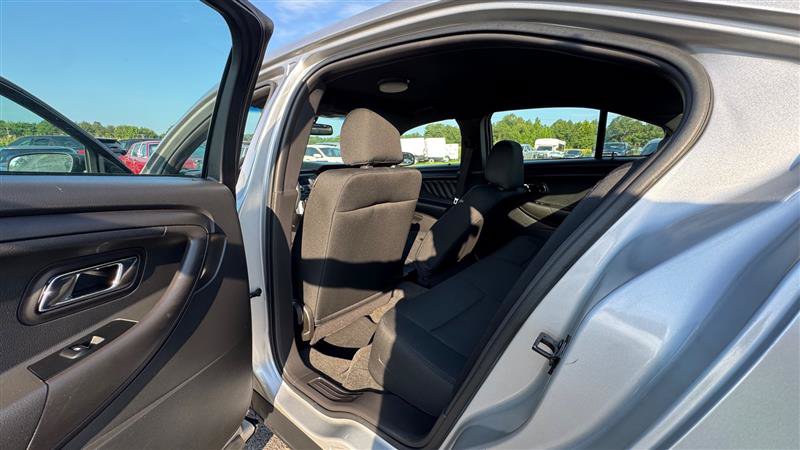 Used 2015 Ford Taurus Police Interceptor AWD image 30
