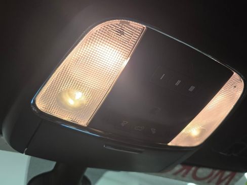 Certified 2022 Jeep Grand Cherokee Laredo X image 29