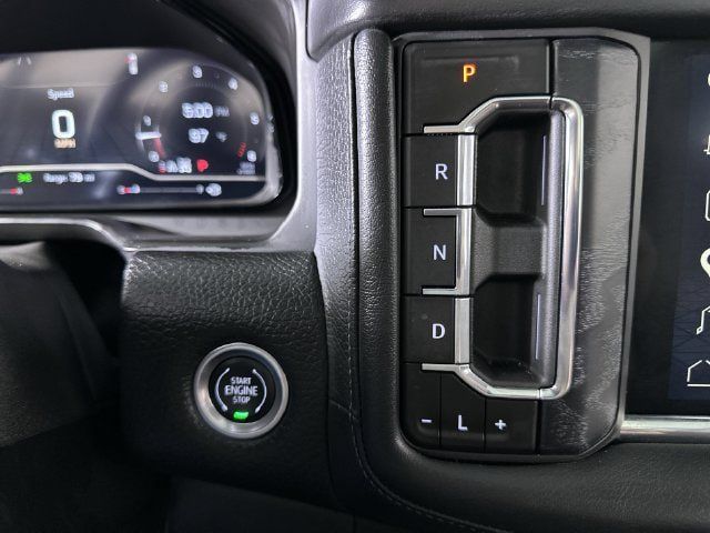 Used 2024 GMC Yukon XL Denali w/ Advanced Technology Package AWD/4WD image 16