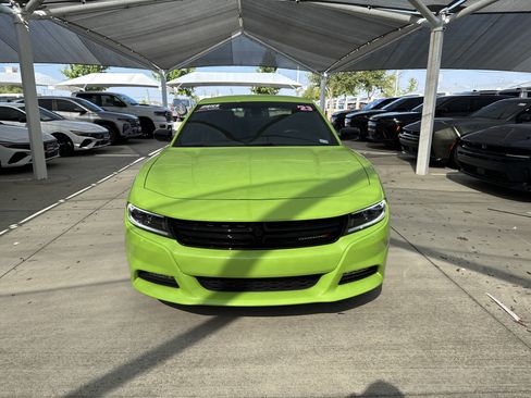 Used 2023 Dodge Charger SXT w/ Plus Group RWD image 9