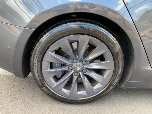 Used 2018 Tesla Model S 75D AWD/4WD image 22