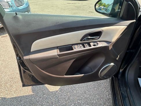 Used 2015 Chevrolet Cruze LTZ w/ Sun, Sound and Sport Package FWD image 14