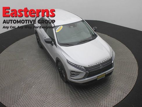 Used 2024 Mitsubishi Eclipse Cross LE AWD/4WD image 3