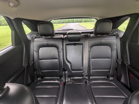 Used 2020 Ford Escape SEL FWD image 21