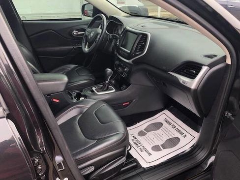 Used 2015 Jeep Cherokee Trailhawk w/ Comfort/Convenience Group image 14