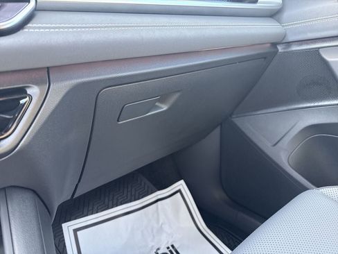 New 2026 Volkswagen Tiguan SE AWD/4WD image 38