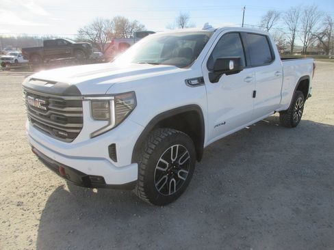 New 2026 GMC Sierra 1500 AT4 image 10