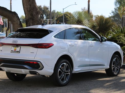 New 2025 Audi Q5 Premium image 5