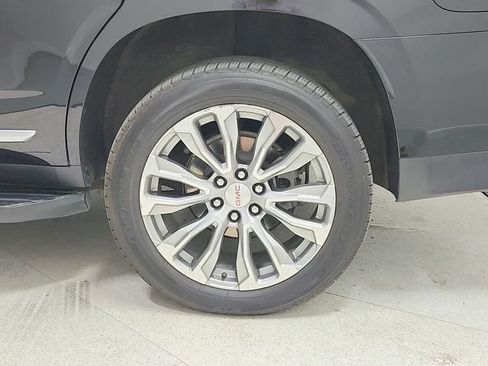 Used 2021 GMC Yukon Denali AWD/4WD image 19