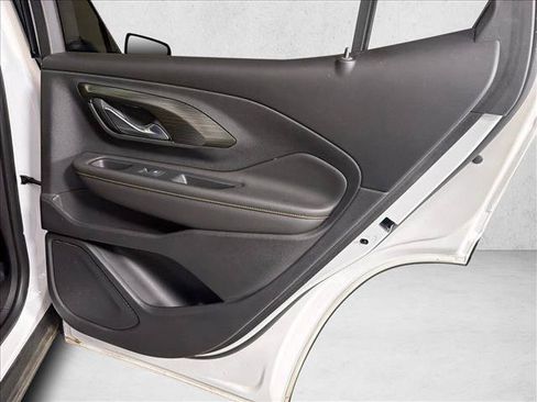 Used 2021 GMC Terrain SLT w/ Infotainment Package II FWD image 18