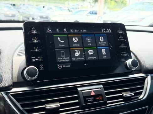 Used 2020 Honda Accord Sport image 24