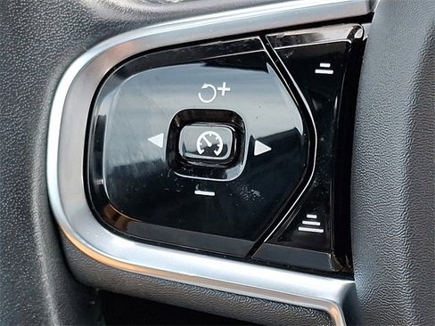 Used 2020 Volvo XC60 T5 Inscription image 21