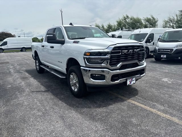 Used 2026 RAM 2500 Big Horn AWD/4WD image 2