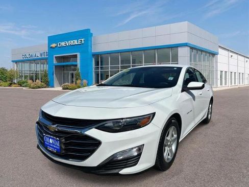 Used 2023 Chevrolet Malibu LS w/ Driver Confidence Package FWD image 1