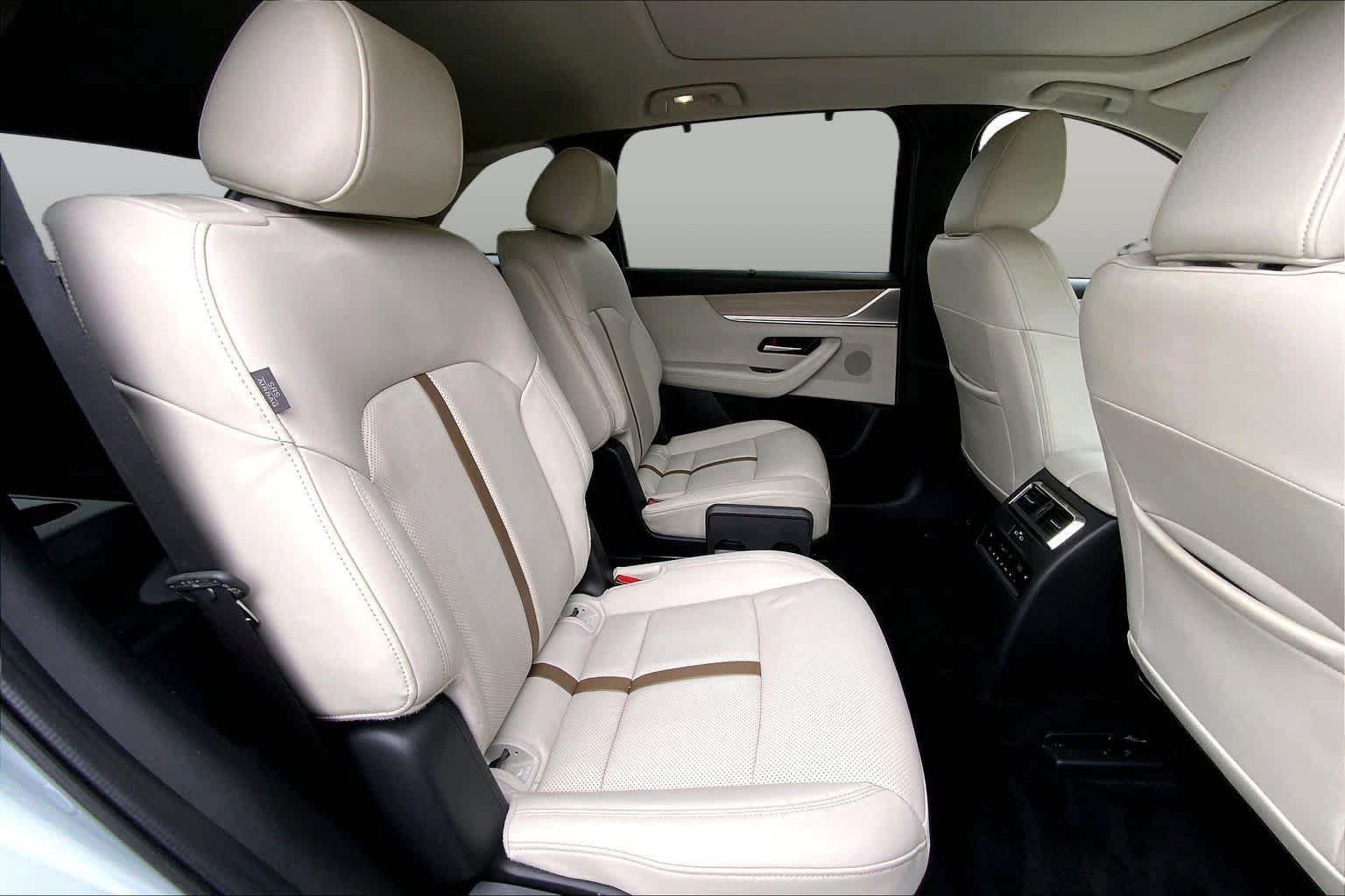 Certified 2024 MAZDA CX-90 Plug-In Hybrid w/ Premium Plus AWD/4WD image 20
