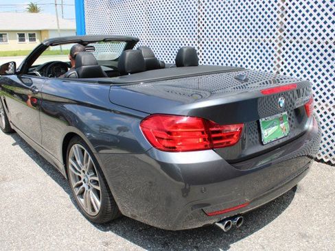 Used 2017 BMW 430i Convertible w/ Technology Package RWD image 3