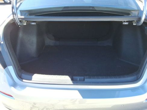 Used 2022 Honda Civic Touring image 16