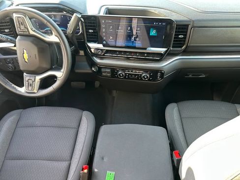 Certified 2025 Chevrolet Silverado 1500 LT AWD/4WD image 21