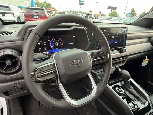 New 2026 Chevrolet Colorado Trail Boss AWD/4WD image 17