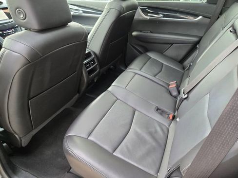 Used 2023 Cadillac XT5 Premium Luxury image 37