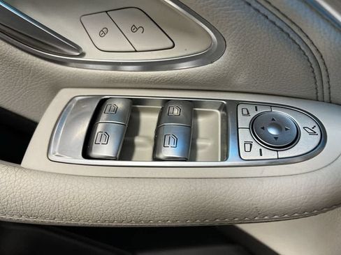Used 2017 Mercedes-Benz C 300 4MATIC Cabriolet image 23