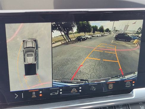 Used 2026 GMC Sierra 1500 SLT image 22