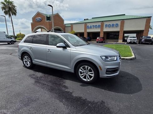 Used 2019 Audi Q7 3.0T Premium w/ Convenience Package AWD/4WD image 2