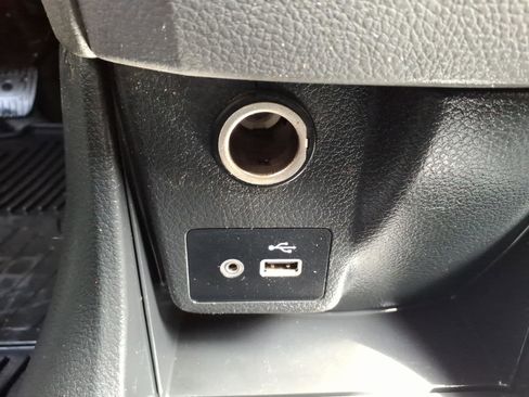 Used 2020 Nissan NV200 S image 18