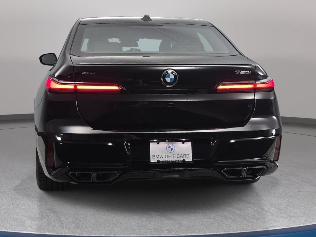 New 2026 BMW 760i xDrive w/ Executive Package AWD/4WD image 6