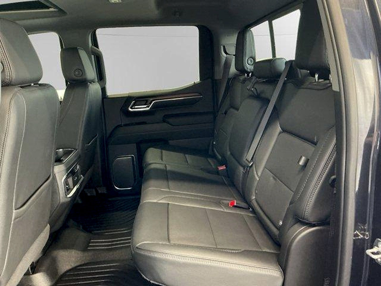Used 2024 GMC Sierra 1500 Denali w/ Denali Reserve Package AWD/4WD image 13