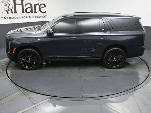 Used 2025 Cadillac Escalade Sport Platinum w/ LPO, ONYX Package AWD/4WD image 47