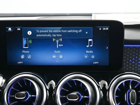 New 2026 Mercedes-Benz GLB 250 image 6