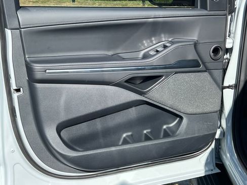 New 2026 Lincoln Navigator L Reserve image 12