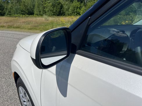 New 2025 Kia Soul LX image 13