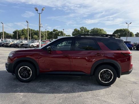 Used 2024 Nissan Pathfinder Rock Creek AWD/4WD image 8