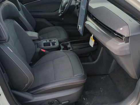 New 2025 Ford Mustang Mach-E GT w/ Bronze Appearance Package image 21